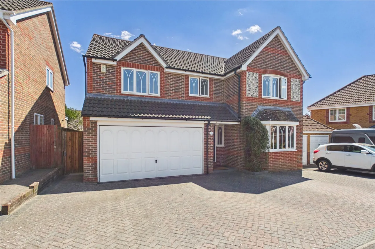 Buttercup Place, Thatcham, RG18, photo 11