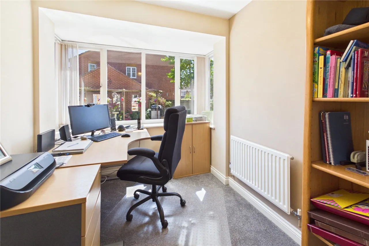 Buttercup Place, Thatcham, RG18, photo 6