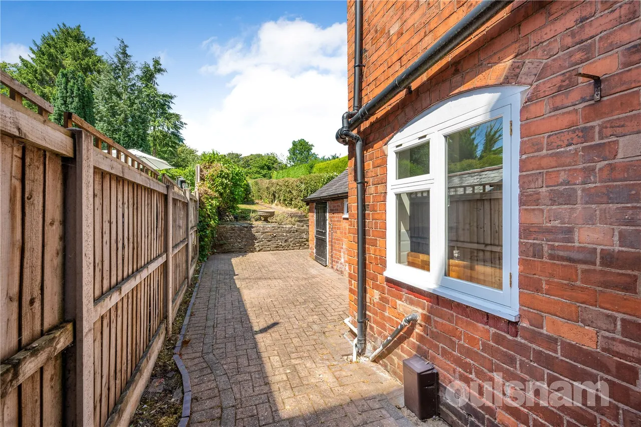 Hewell Road, Barnt Green, B45, photo 15