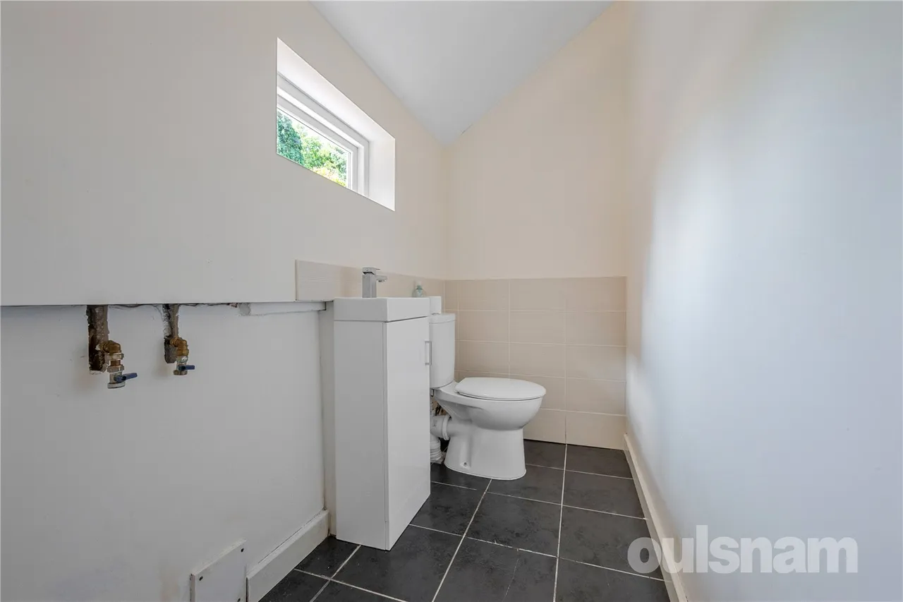 Hewell Road, Barnt Green, B45, photo 8