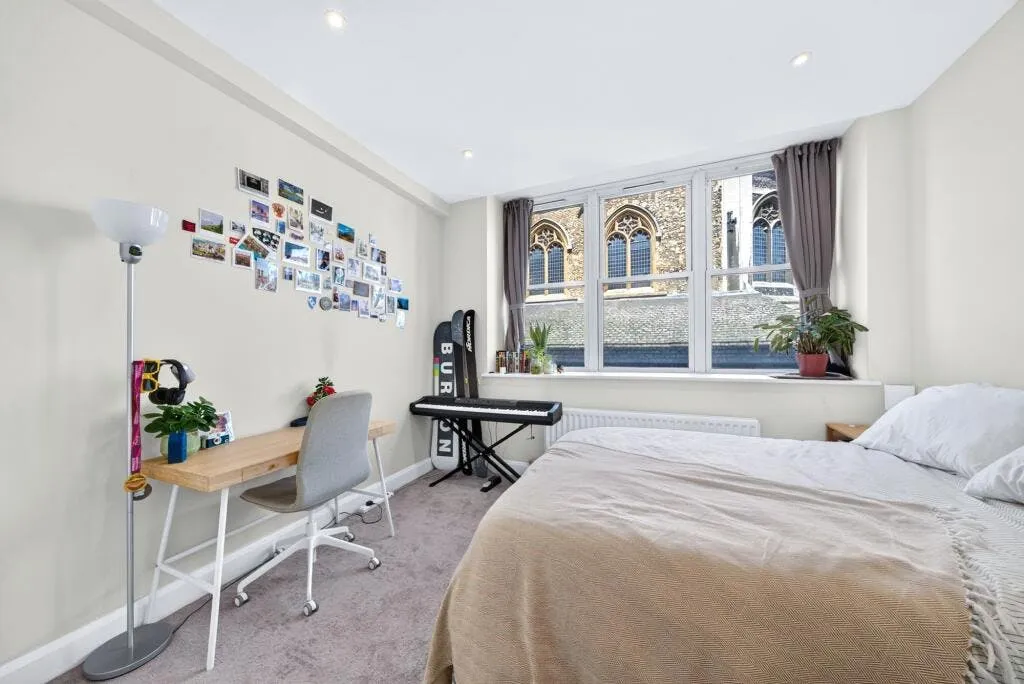 Bartholomew Close, London, EC1A, photo 10