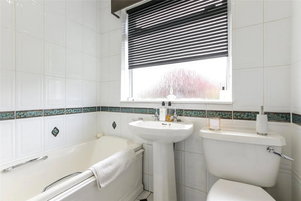Lynn Drive, Milngavie, Glasgow, East Dunbartonshire, G62, photo 21