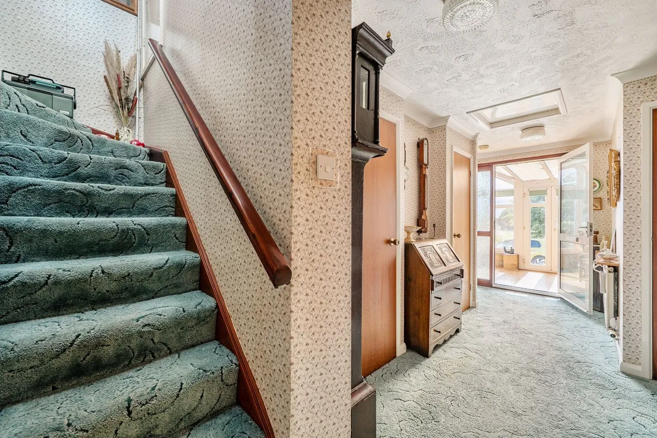 South Bank, Castle Cary, BA7, photo 12