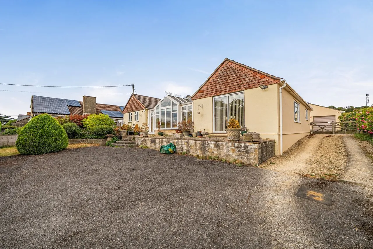 South Bank, Castle Cary, BA7, photo 6