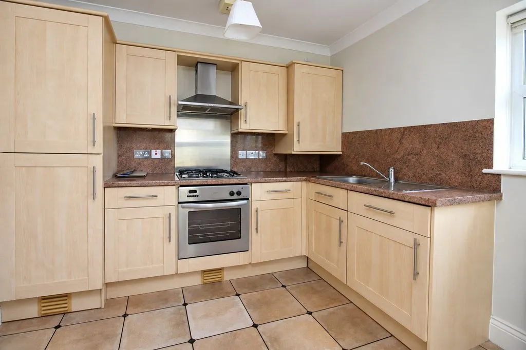 Priory Road, Tonbridge, photo 5