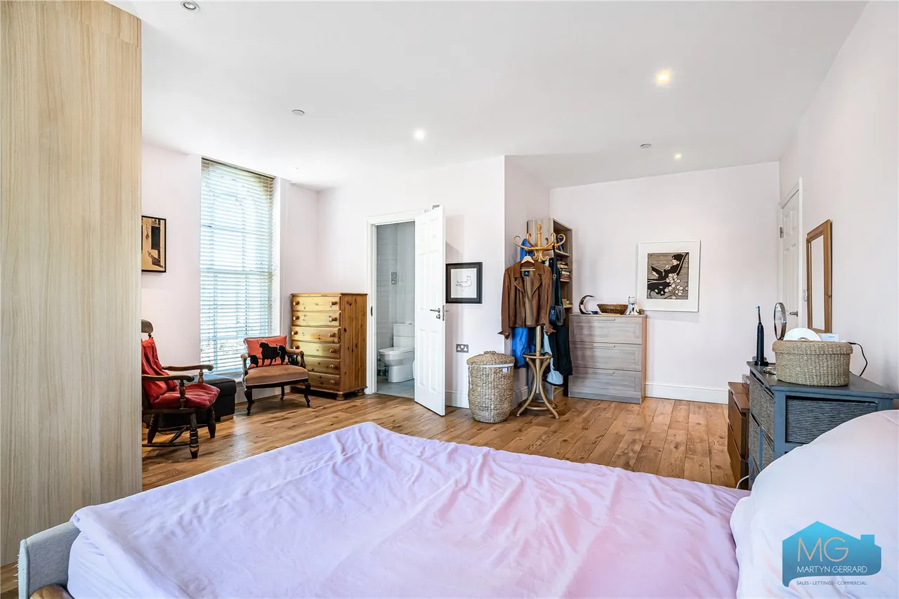 Royal Drive, Friern Barnet, N11, photo 9