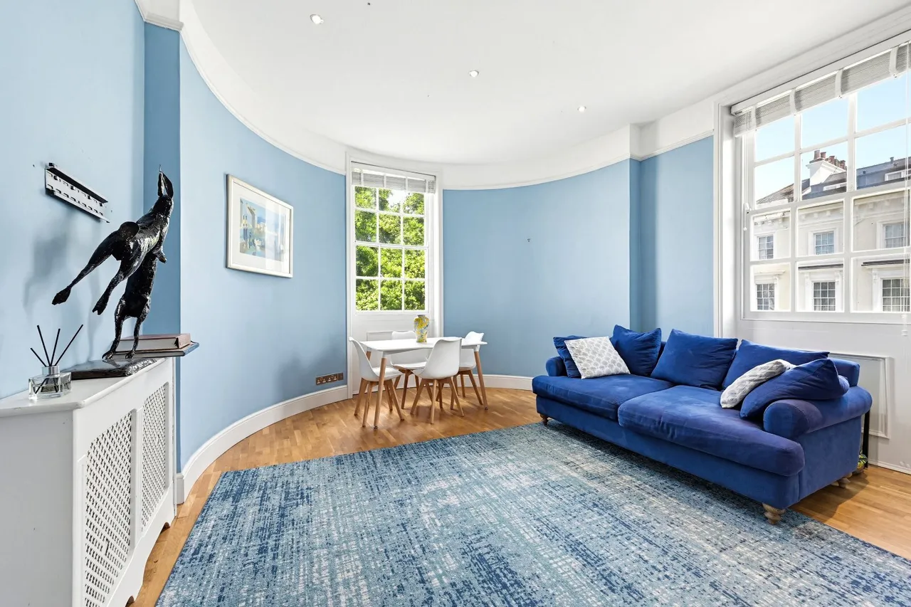 2 bed flat for sale, Belgrave Road, Pimlico, SW1V
