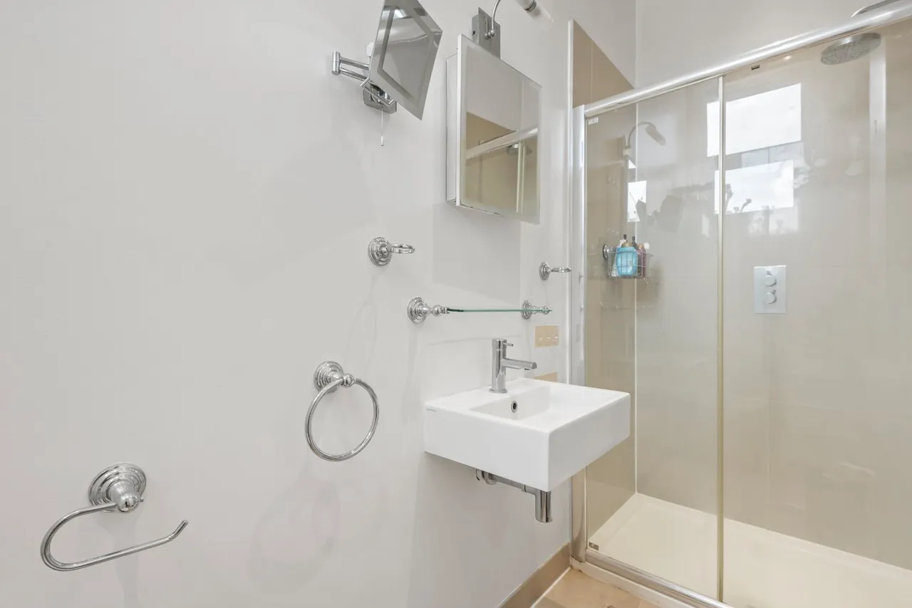 Avonmore Road, London, W14, photo 6