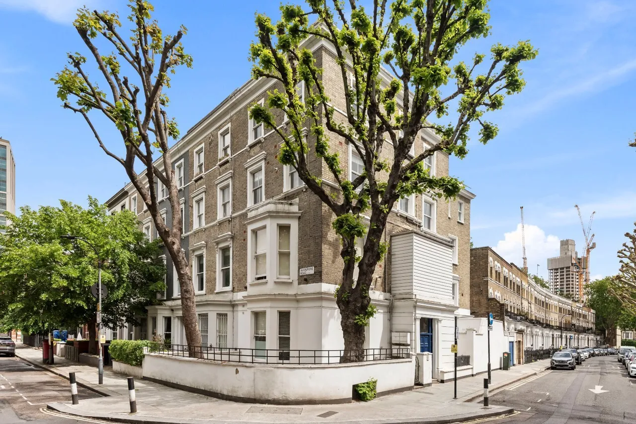 Avonmore Road, London, W14, photo 2