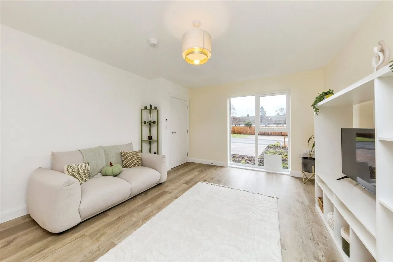 Nicholson Close, Macclesfield, Cheshire, SK10, photo 4
