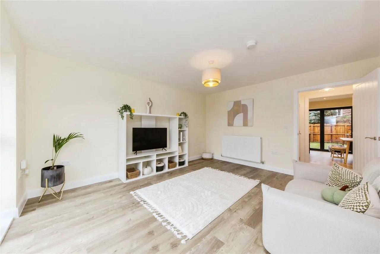 Nicholson Close, Macclesfield, Cheshire, SK10, photo 3