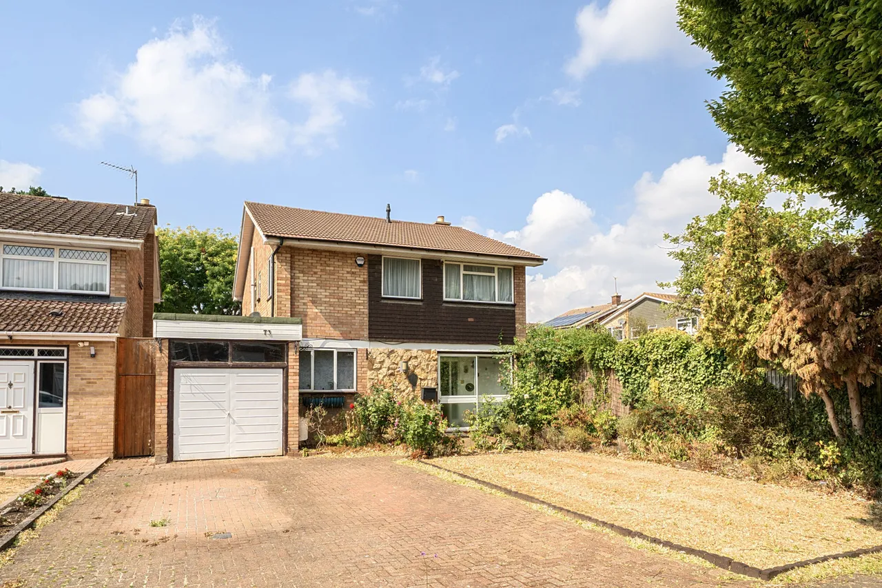 Woodhall Gate, Pinner, HA5, photo 19