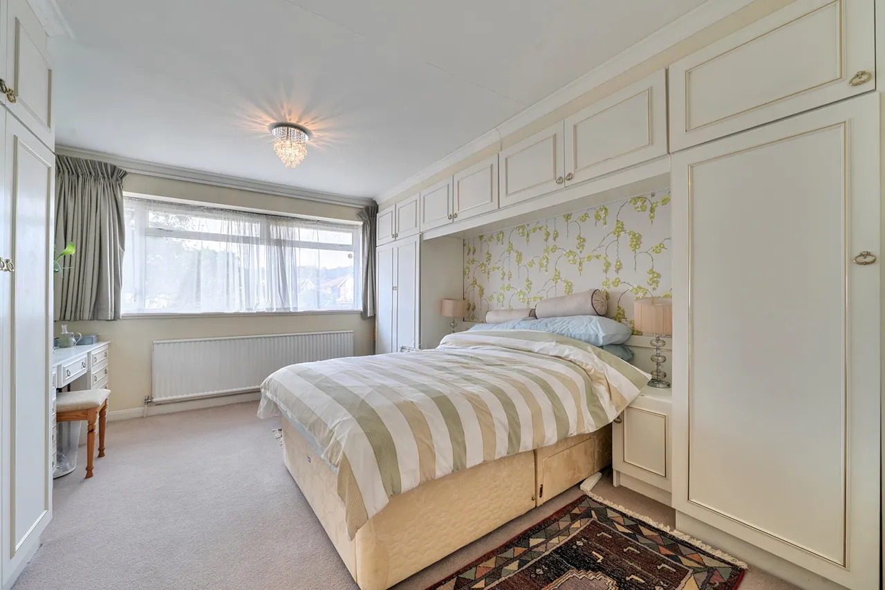 Woodhall Gate, Pinner, HA5, photo 4