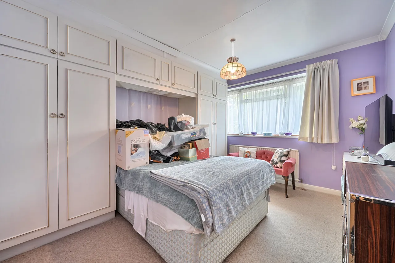 Woodhall Gate, Pinner, HA5, photo 6
