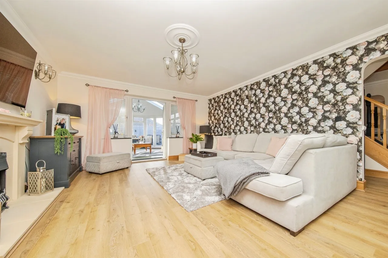 St. Johns Road, Clacton-On-Sea, photo 4