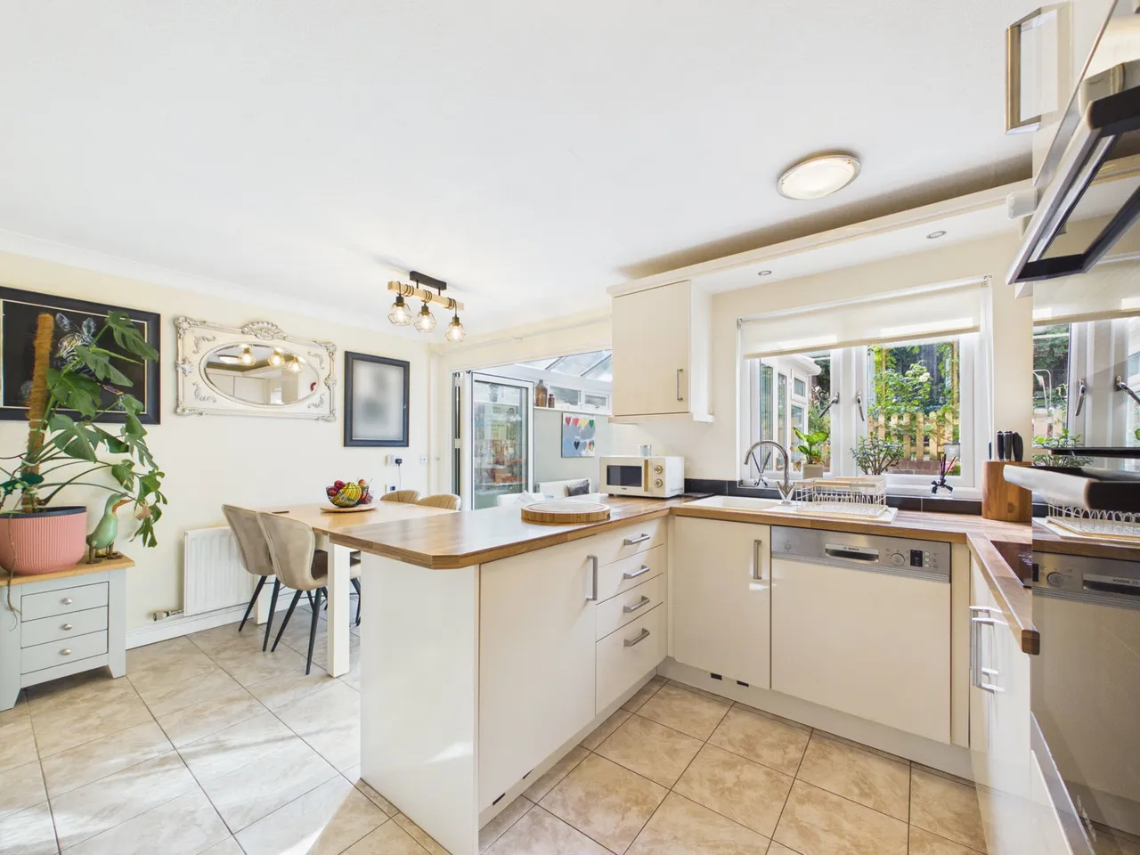 Chetwynd Grove, Newport, TF10, photo 5
