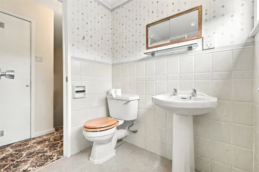with 3 bedrooms in Harlow, CM19, photo 17
