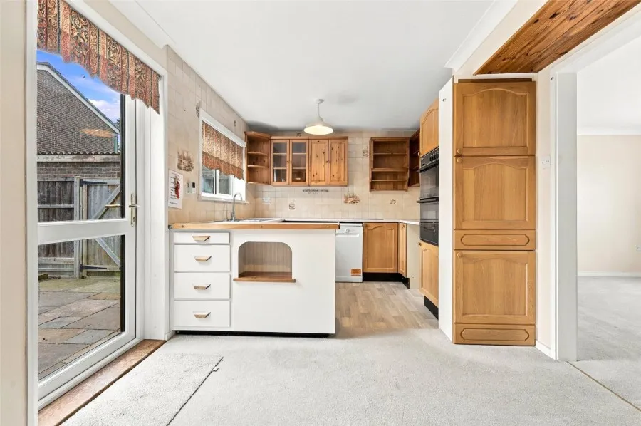 with 3 bedrooms in Harlow, CM19, photo 8