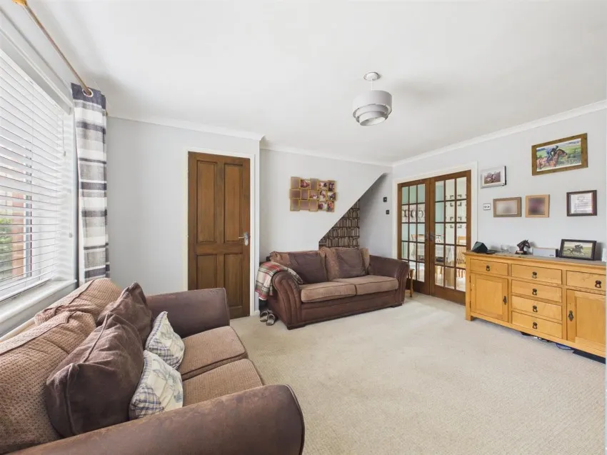Grenville Close, Churchdown, photo 8