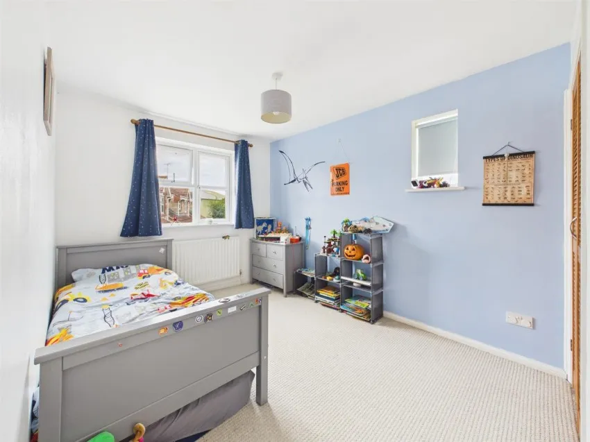 Grenville Close, Churchdown, photo 11