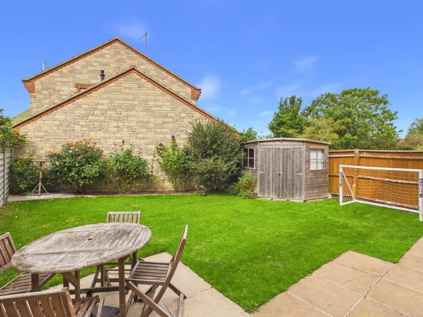 Grenville Close, Churchdown, photo 4
