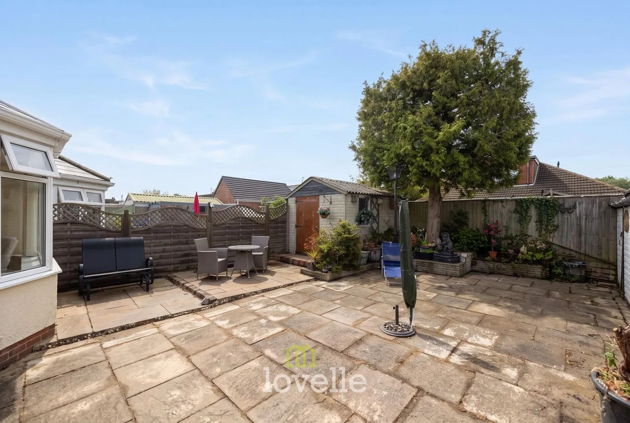 St. Johns Road, Humberston, DN36, photo 4
