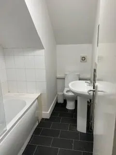 Melton Road, Leicester, LE4, photo 6