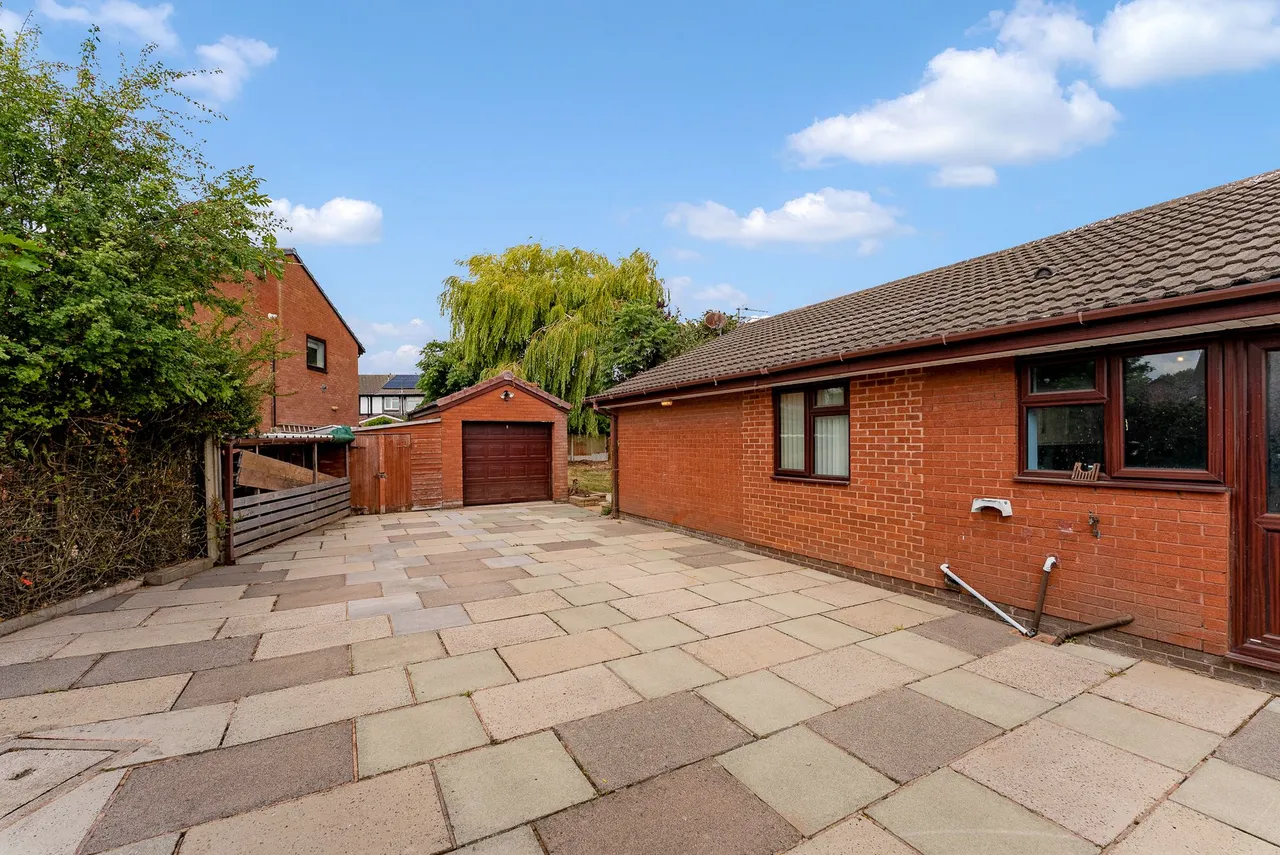 Avebury Close, Widnes, Widnes, WA8 3SF, photo 19