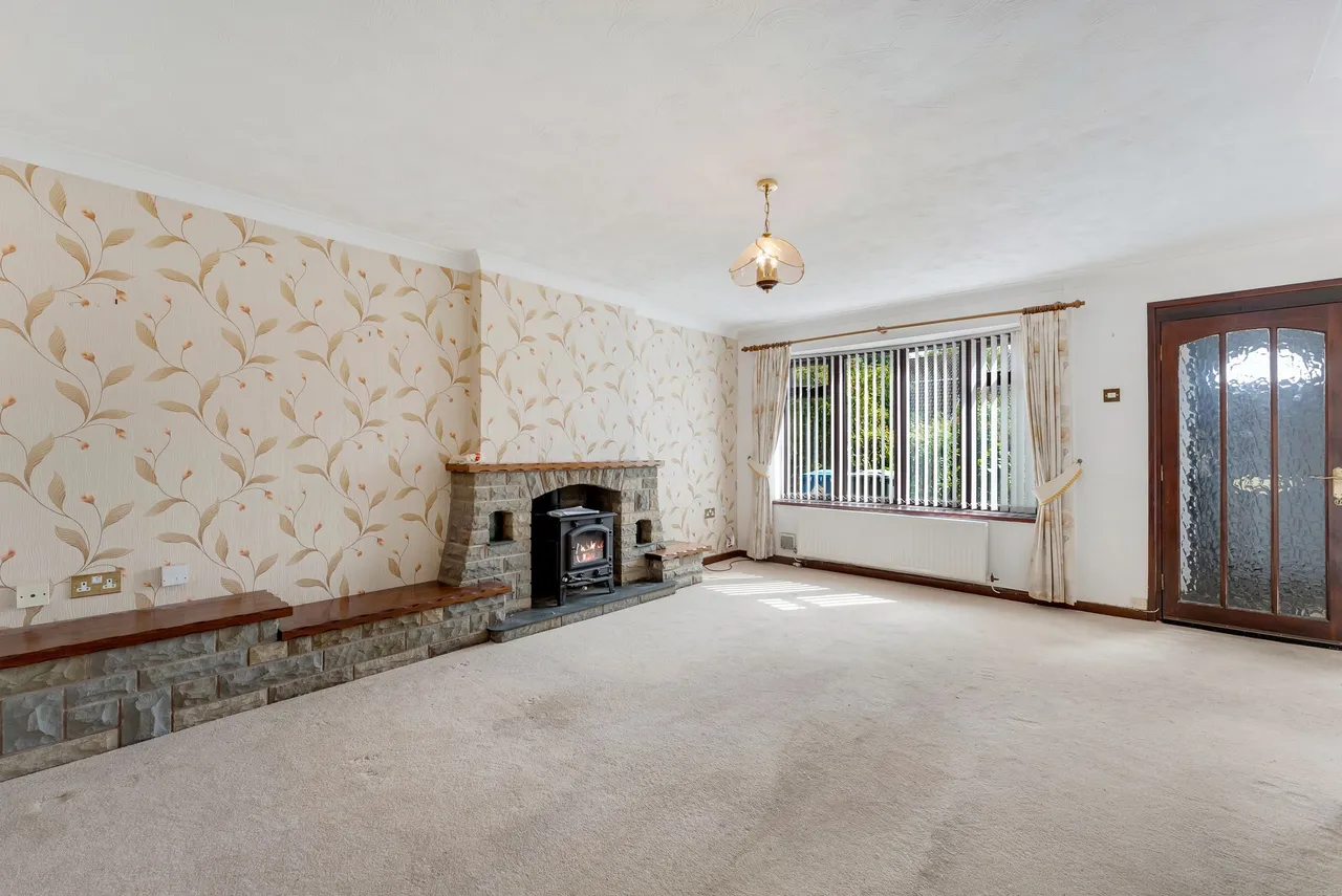 Avebury Close, Widnes, Widnes, WA8 3SF, photo 6