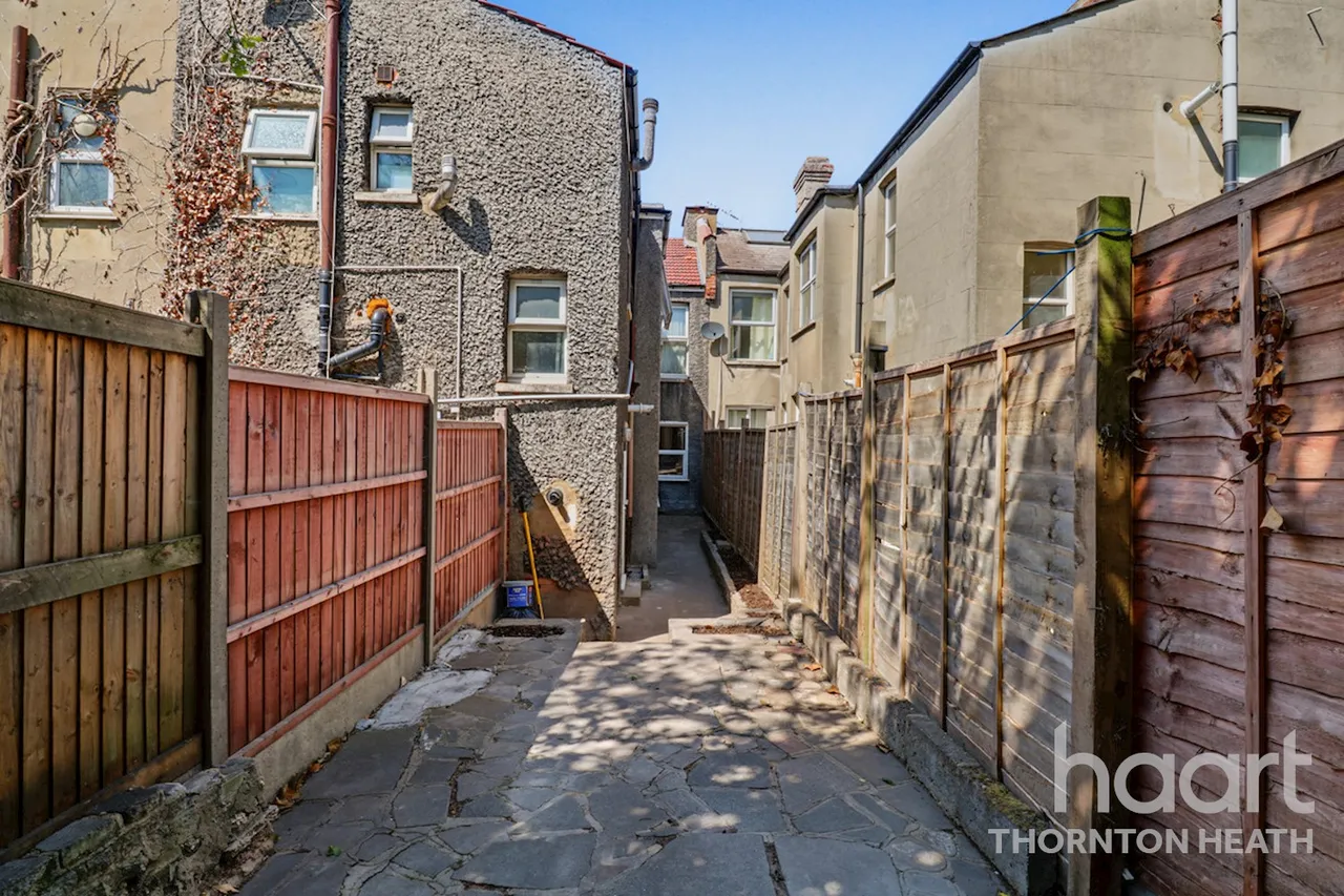 Mersham Road, Thornton Heath, CR7, photo 10