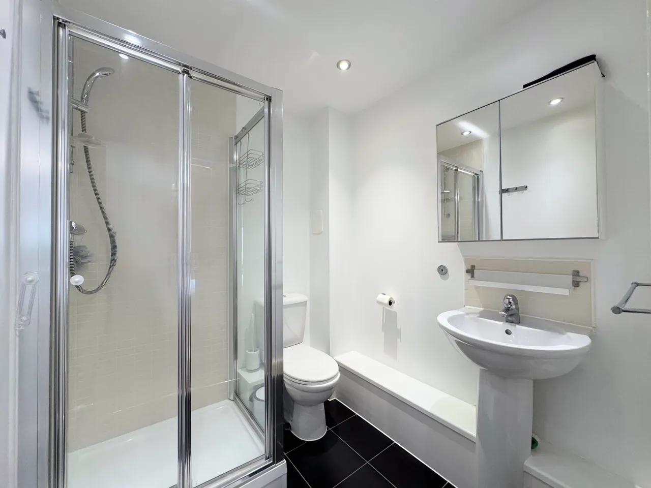 Charcot Road, Hitherwood Court, NW9, photo 9