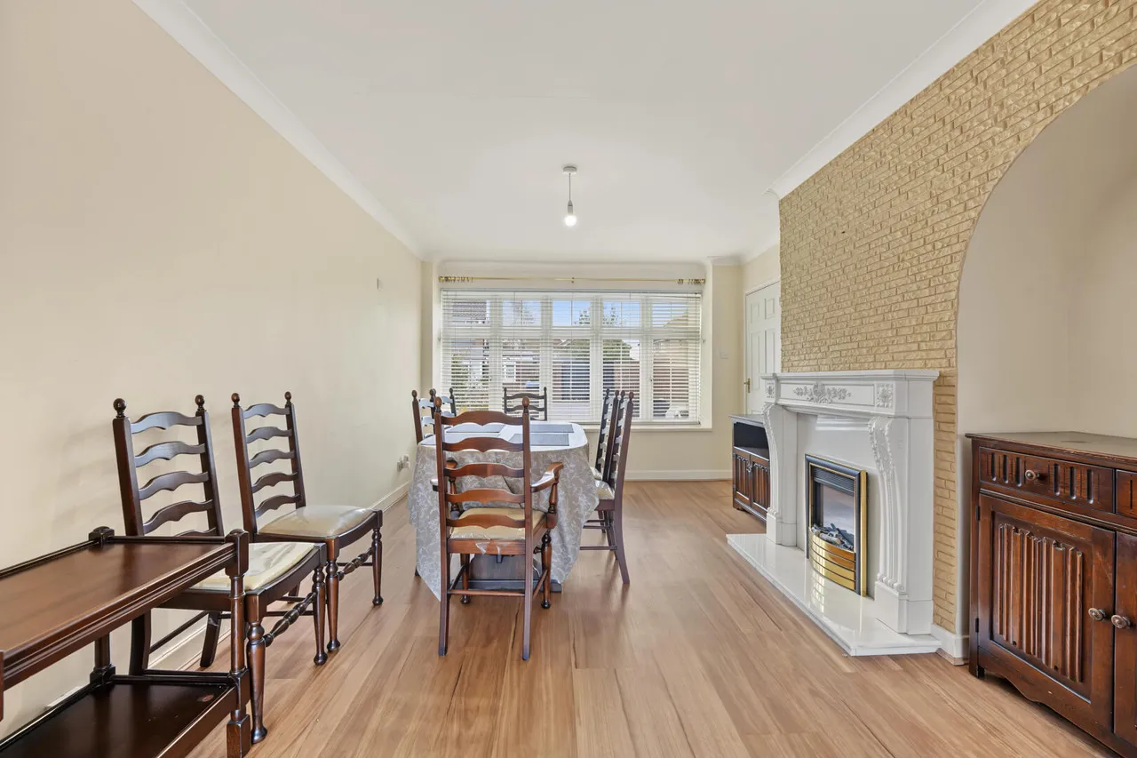 Ambleside Crescent, Enfield, EN3, photo 8