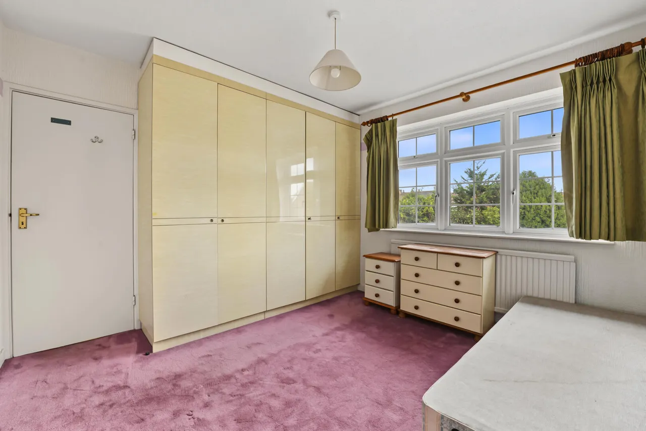 Ambleside Crescent, Enfield, EN3, photo 15