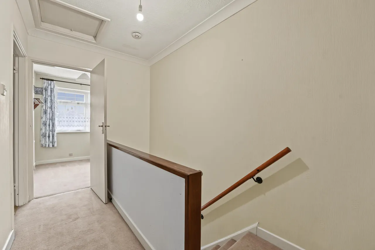 Ambleside Crescent, Enfield, EN3, photo 10
