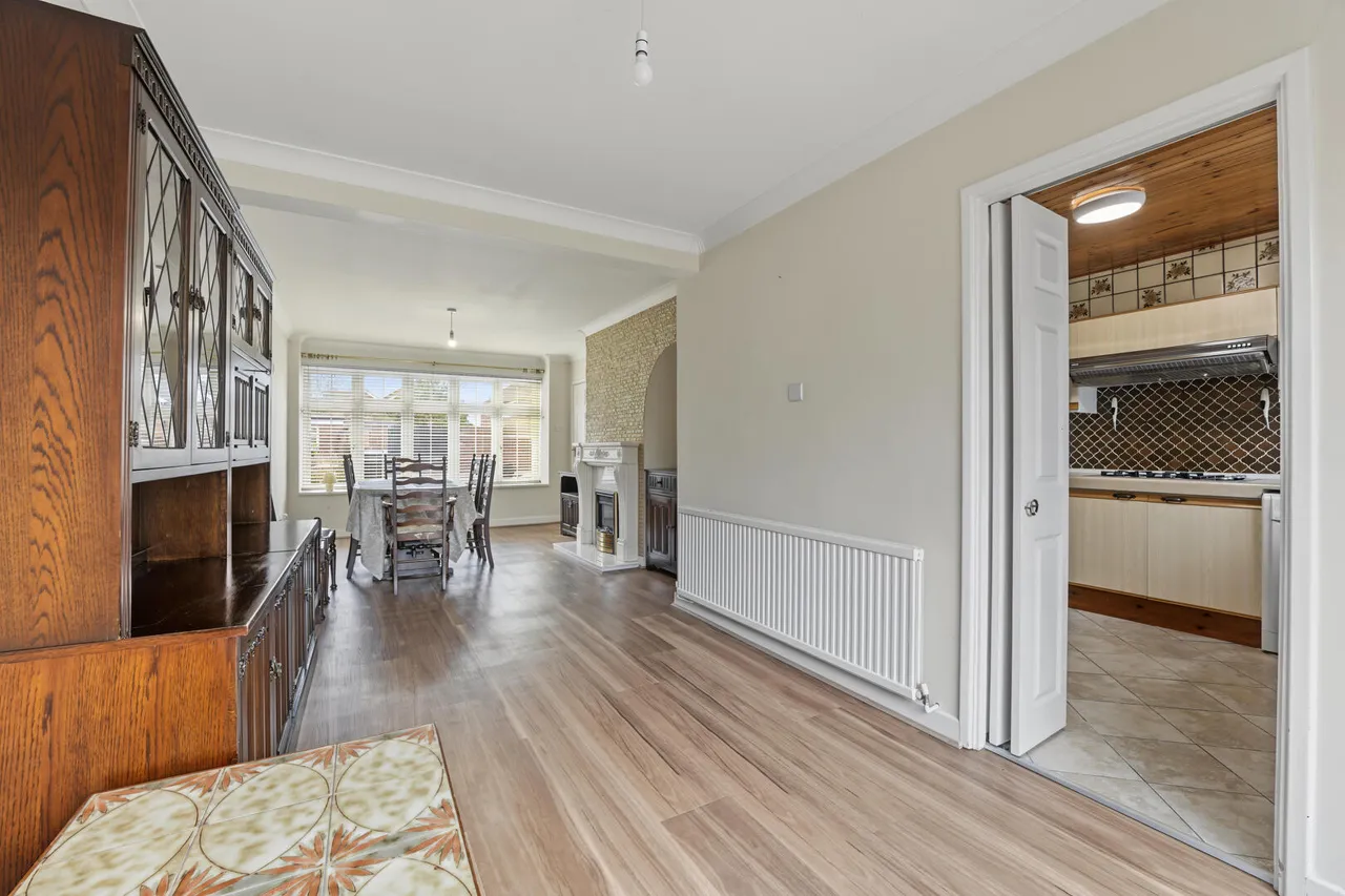 Ambleside Crescent, Enfield, EN3, photo 5