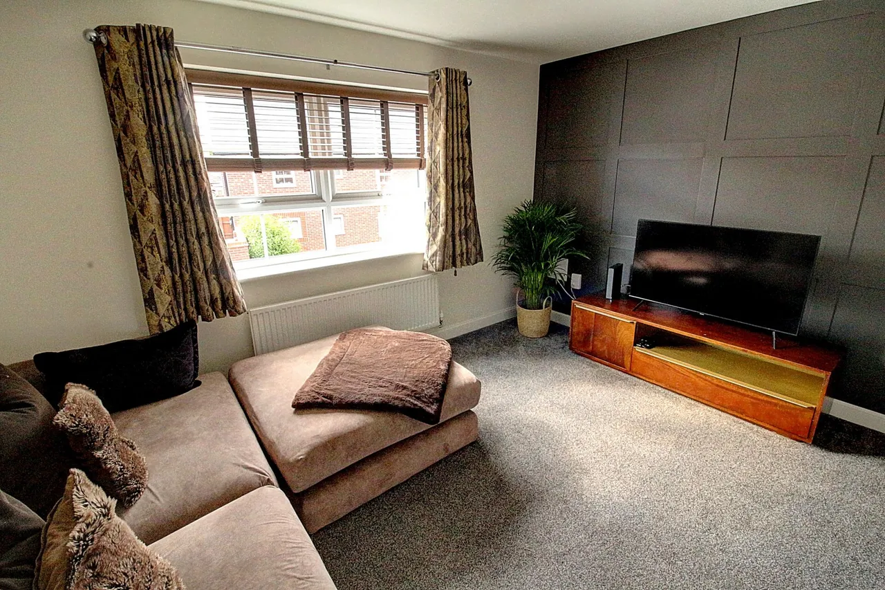 Fleece Lane, Nuneaton, CV11, photo 9