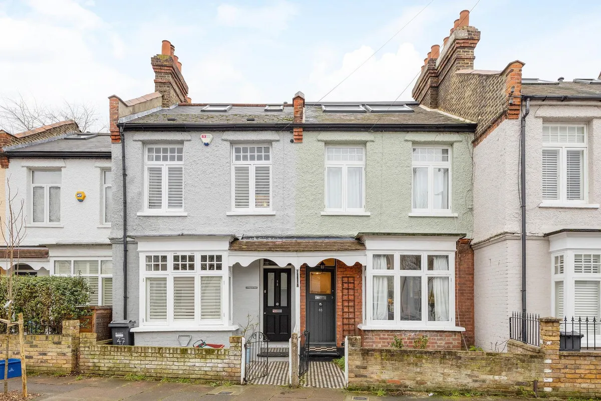 3 bed house for sale, Magnolia Road, London, W4