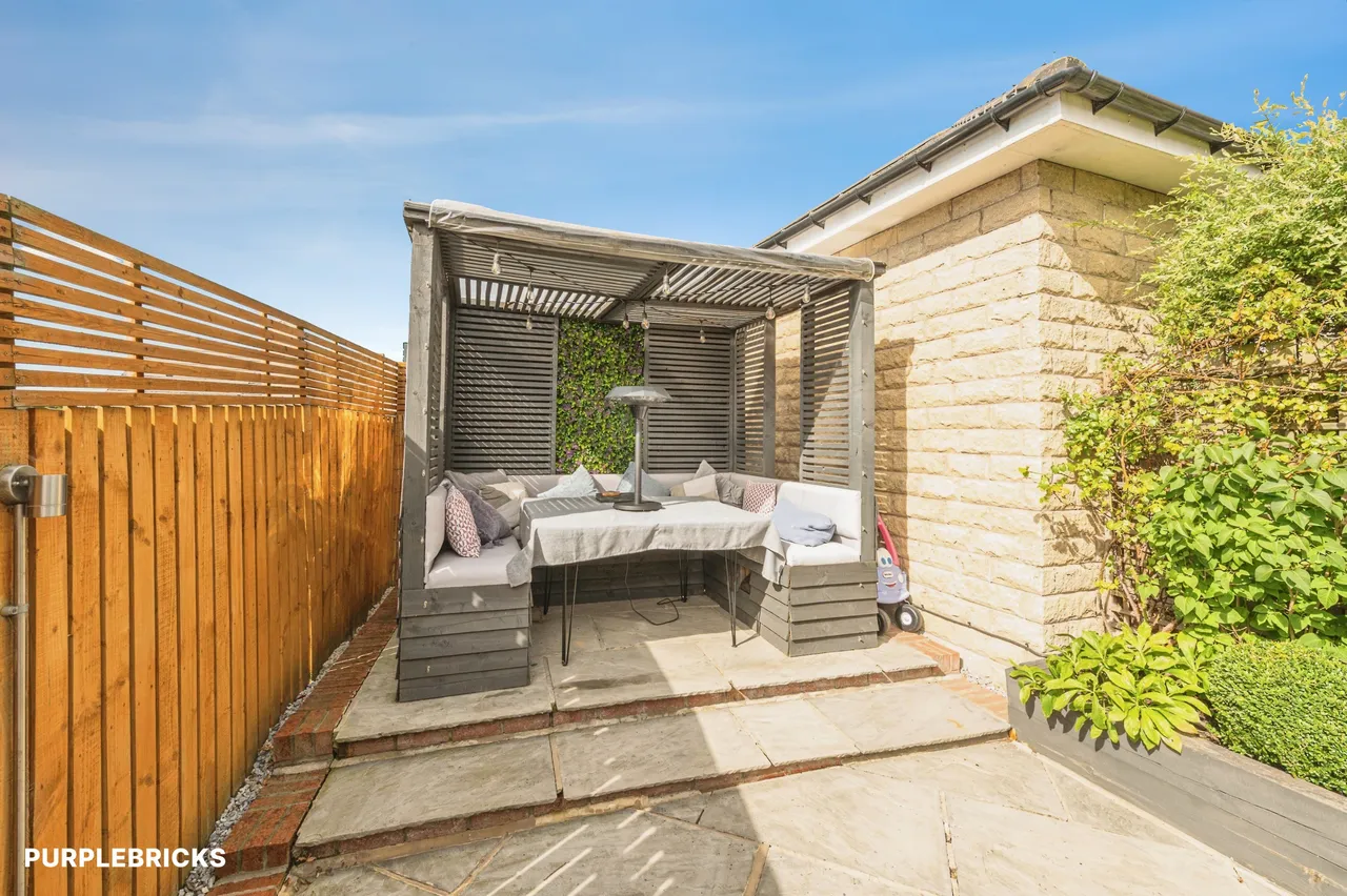Alexandra Lane, Wakefield, WF4, photo 26