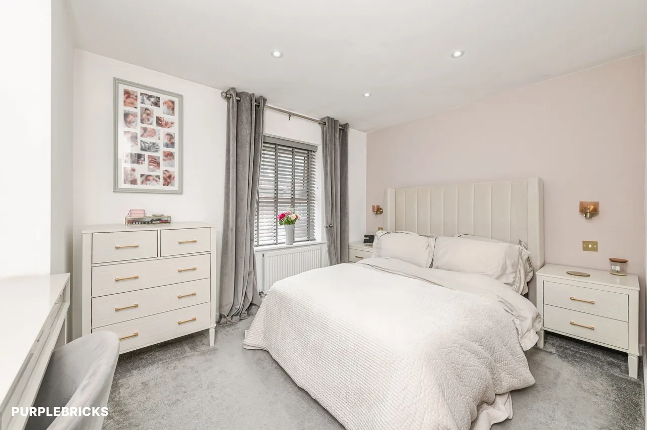 Alexandra Lane, Wakefield, WF4, photo 13