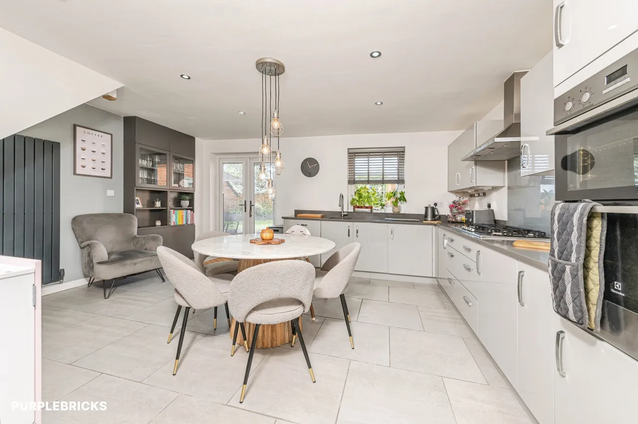 Alexandra Lane, Wakefield, WF4, photo 4