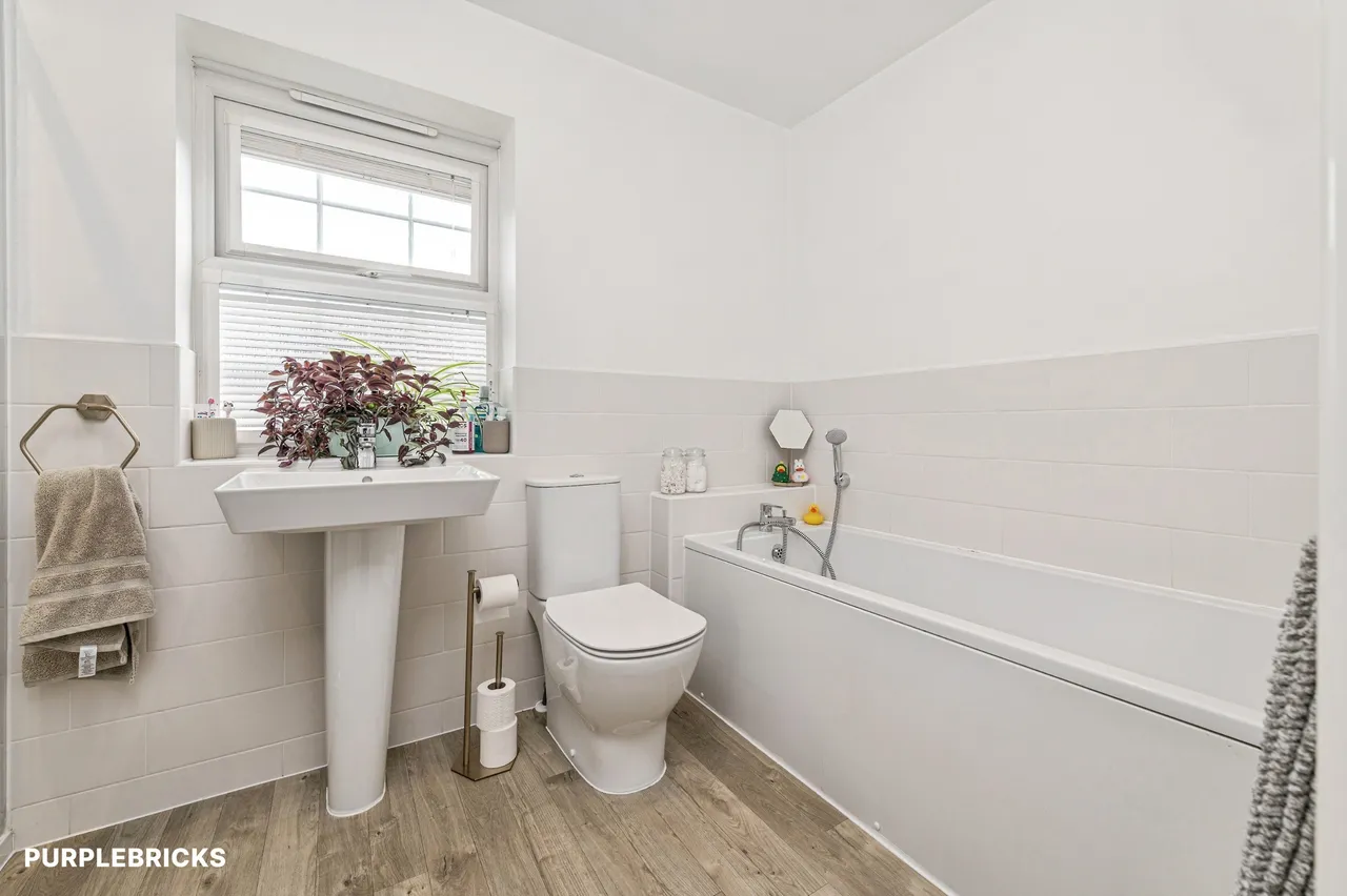 Alexandra Lane, Wakefield, WF4, photo 18