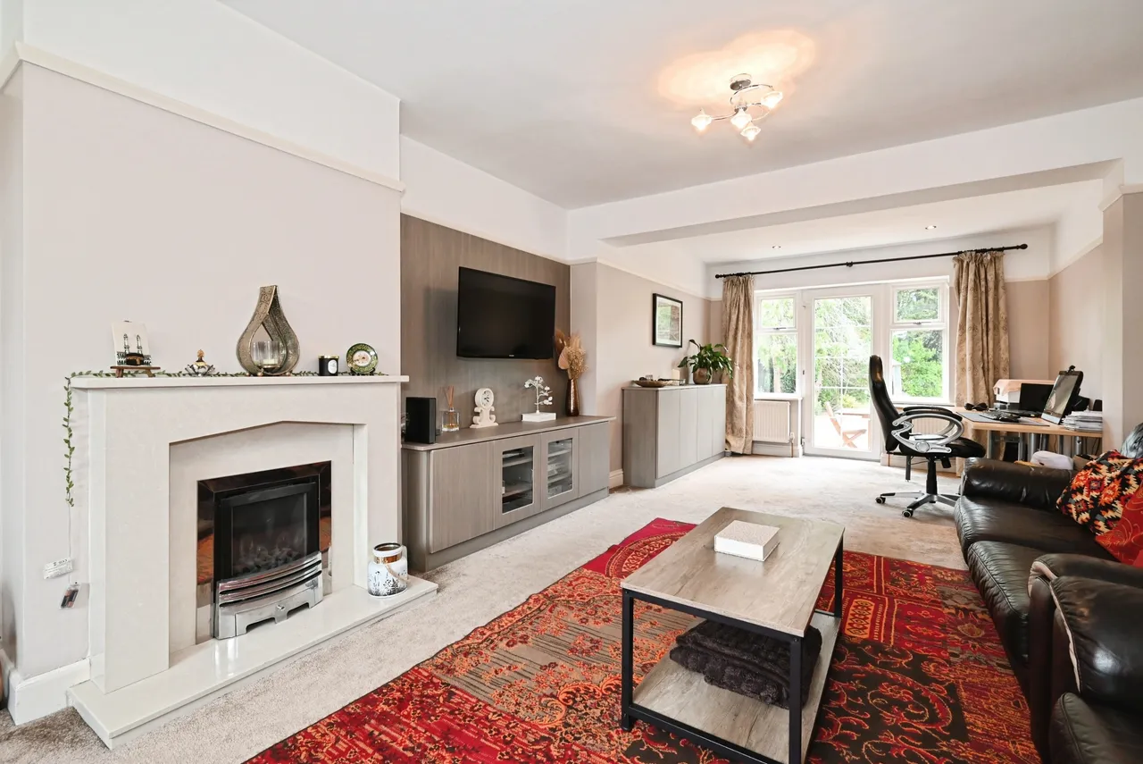 Church Road, Reading, RG6, photo 2