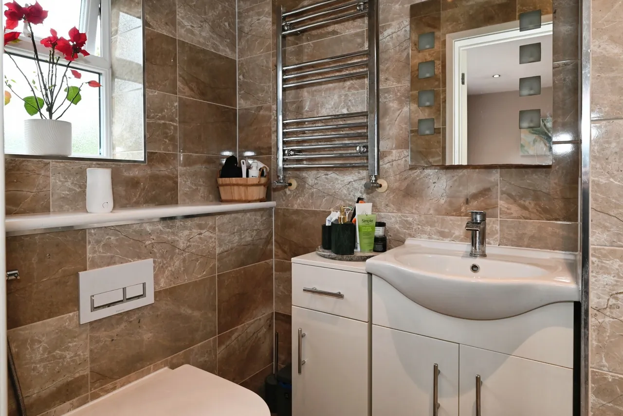 Church Road, Reading, RG6, photo 18