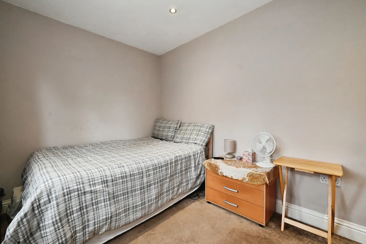 Church Road, Reading, RG6, photo 15