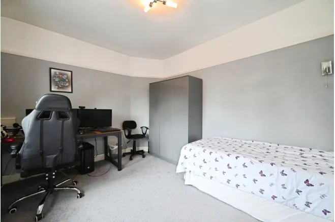 Church Road, Reading, RG6, photo 16