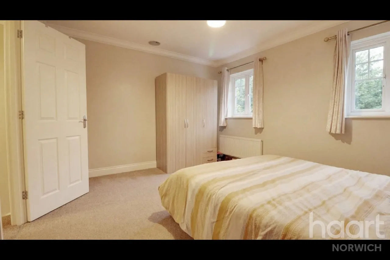 Tesmonde Close, NR5, photo 8