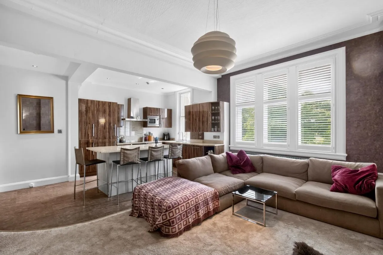 York Place, Harrogate, photo 3