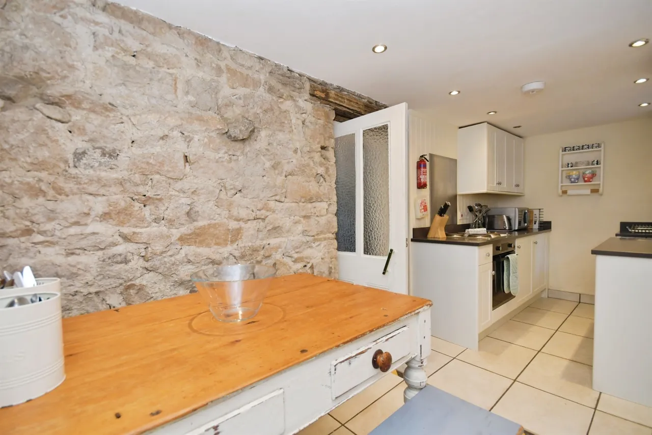 Queen Street, Tideswell, SK17, photo 7