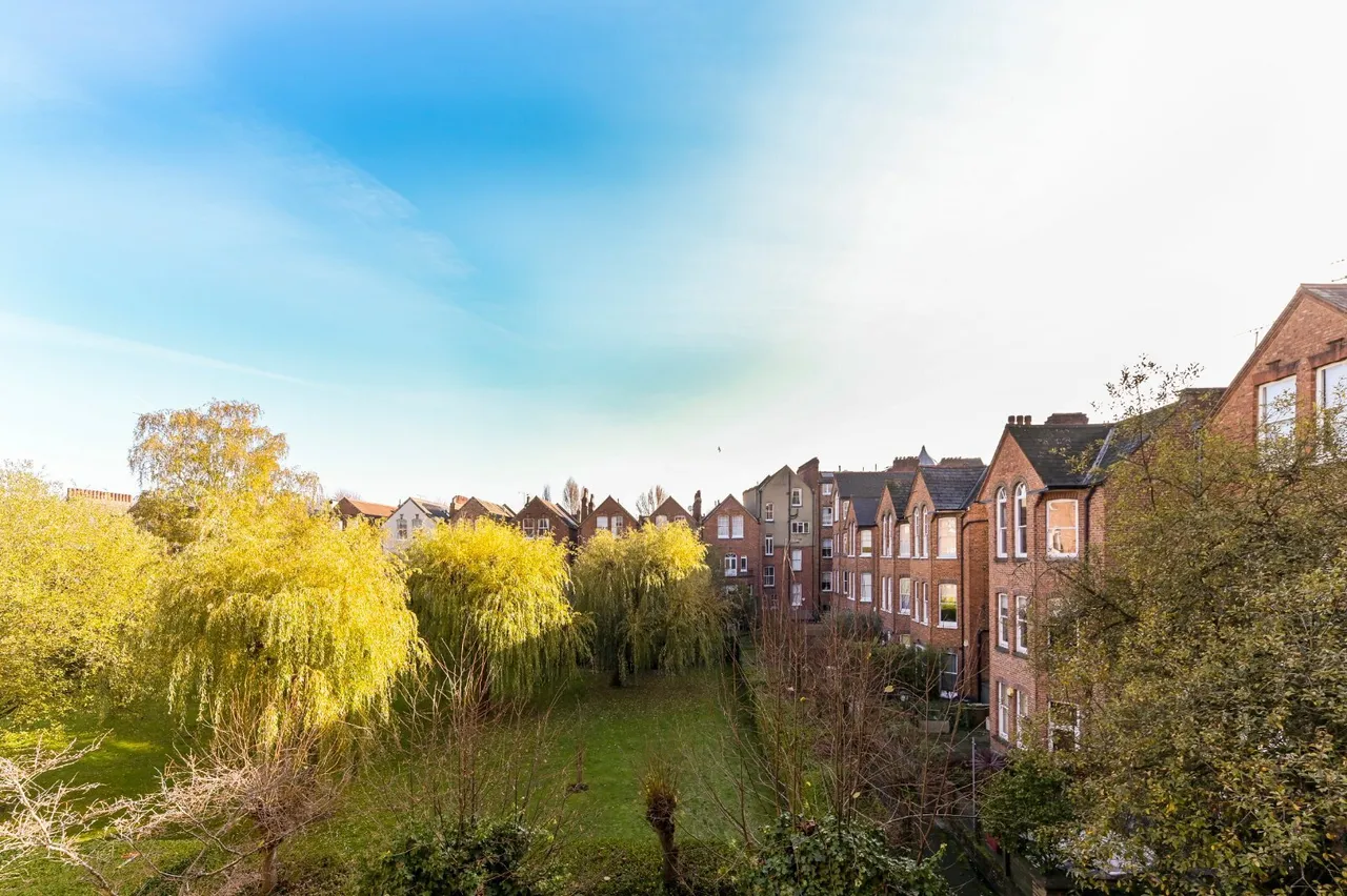 Canfield Gardens, London, NW6, photo 10
