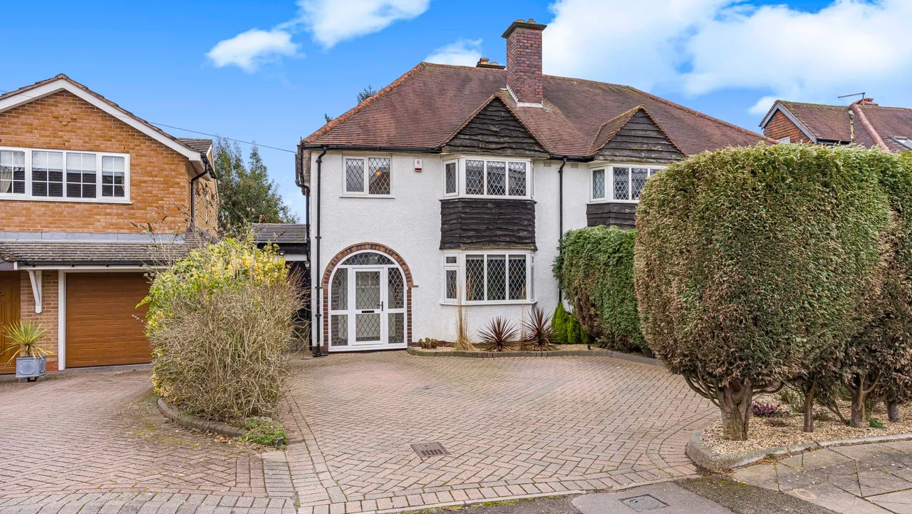 3 bed house for sale — Clarence Road, Sutton Coldfield, Sutton Coldfield, B74 4AR